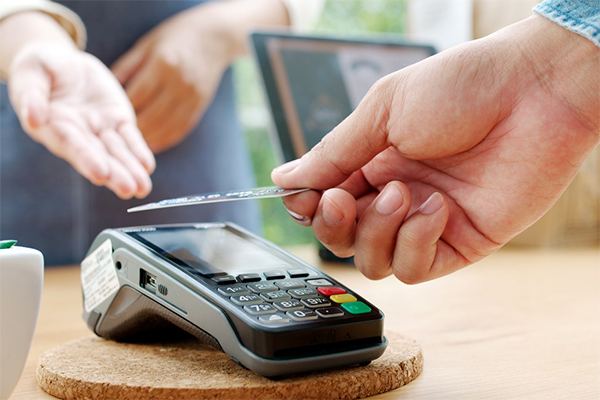 Turkmenistan notes increase in number of bank cards