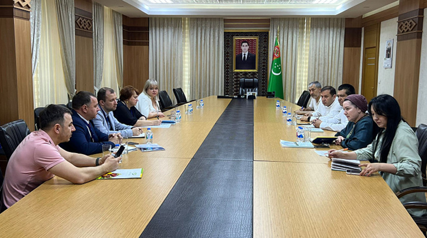 Belarus, Turkmenistan seek closer economic ties